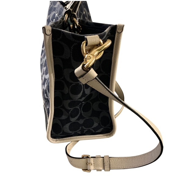 Coach Field Tote 30 Signature Jacquard Navy Cream Leather Bag C2826 - Picture 3 of 9